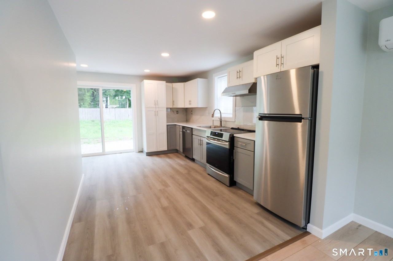 58 Norwich Rd - Photo 2 of 15