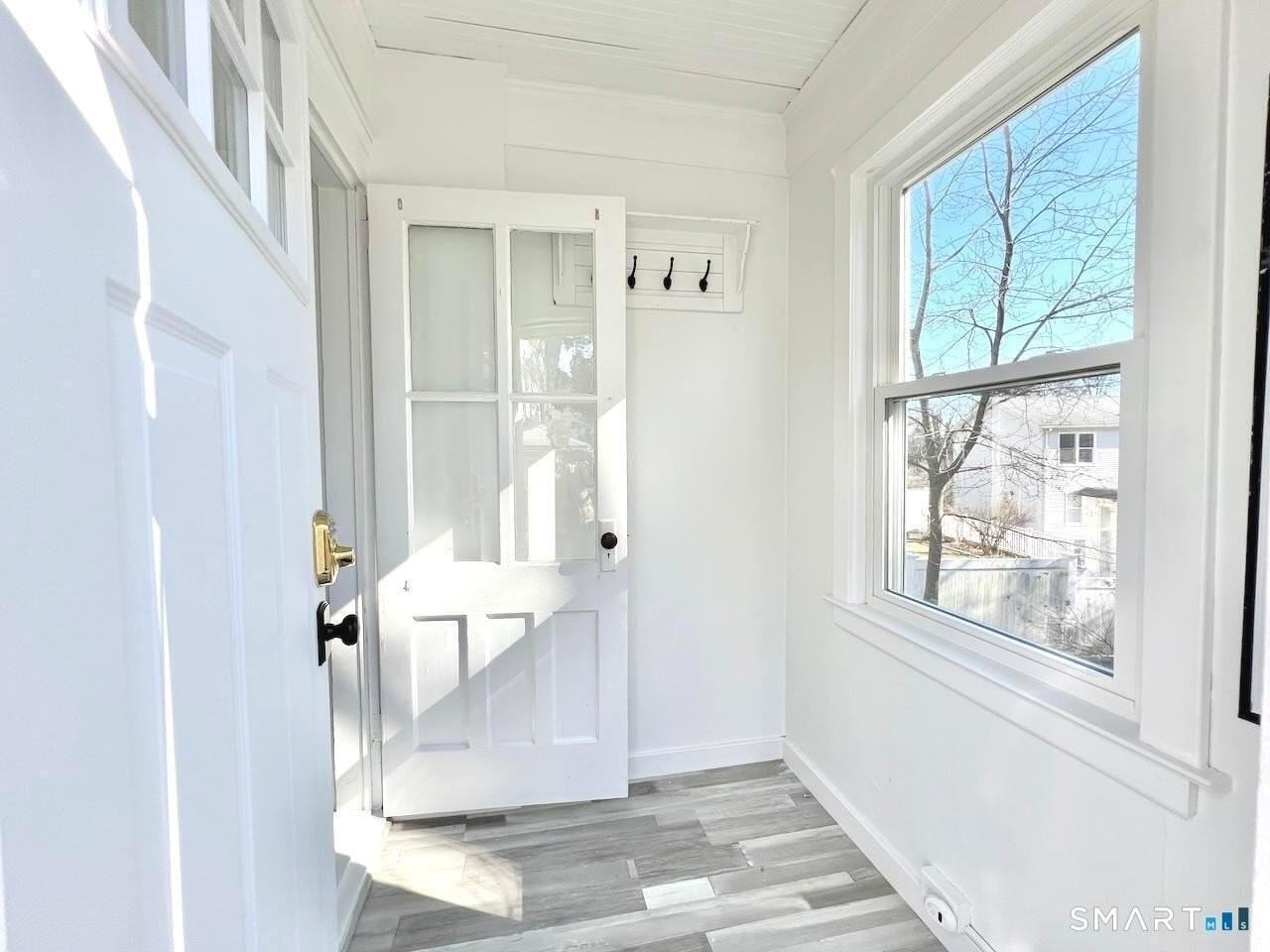 28 Wessels Pl #1 - Photo 2 of 30