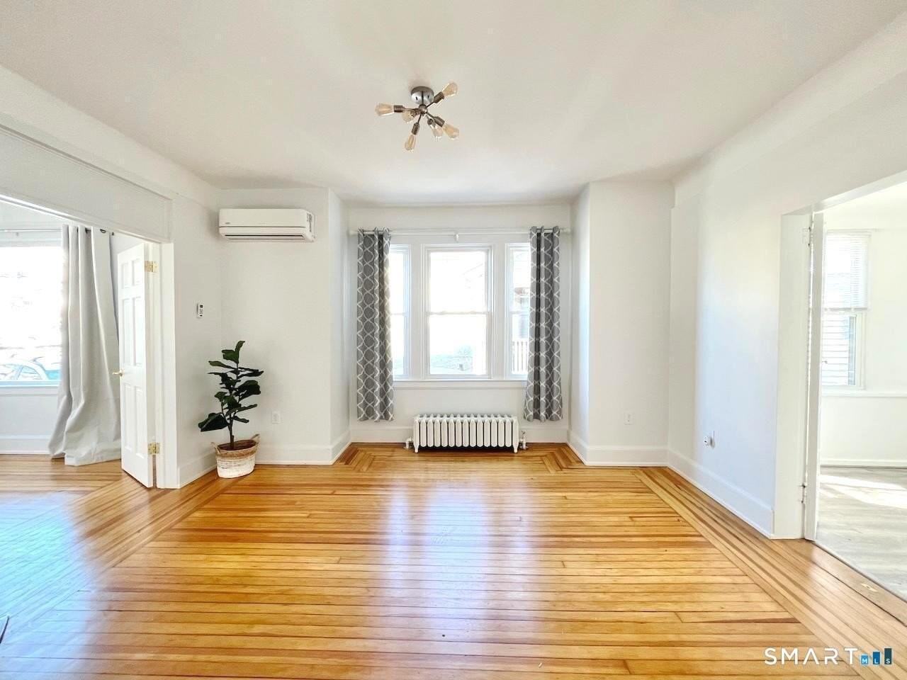 28 Wessels Pl #1 - Photo 4 of 30