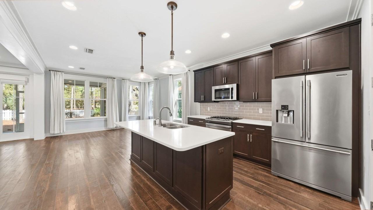 302 Jack Knife Dr - Photo 5 of 50