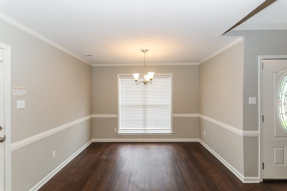 5896 Pipers Green Ln - Photo 5 of 16