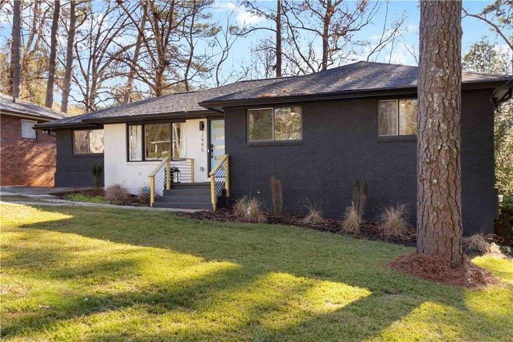 2995 Pasadena Dr - Photo 2 of 30