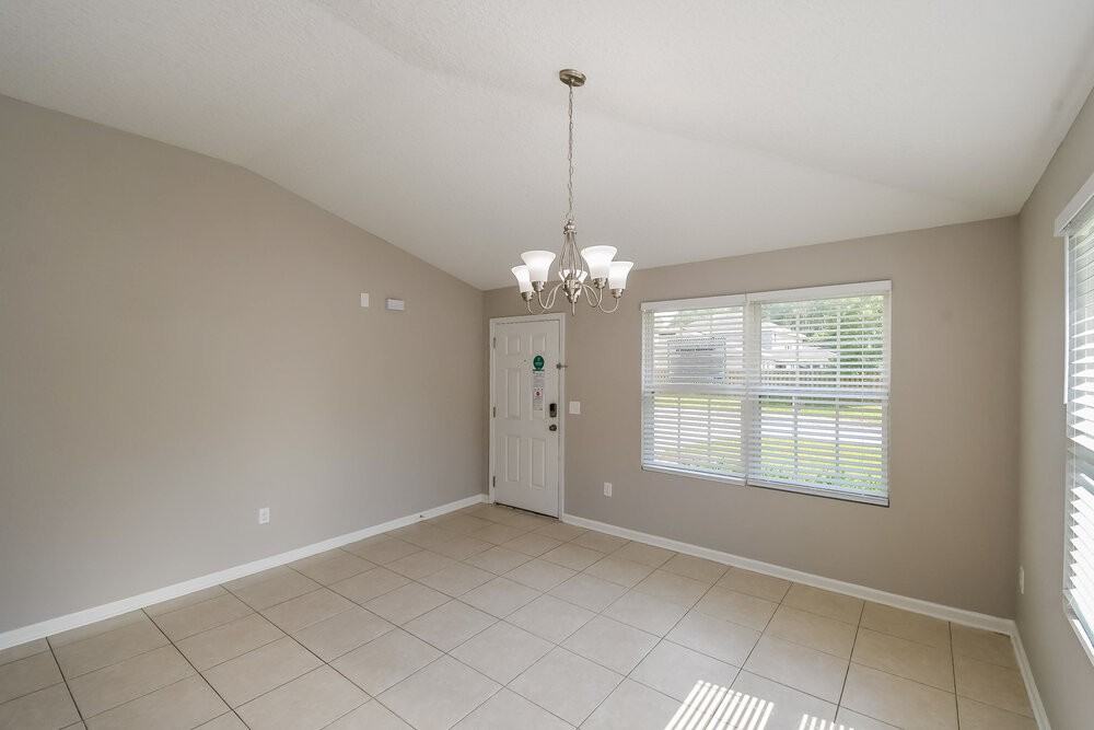 1403 Creek Point Blvd - Photo 6 of 15