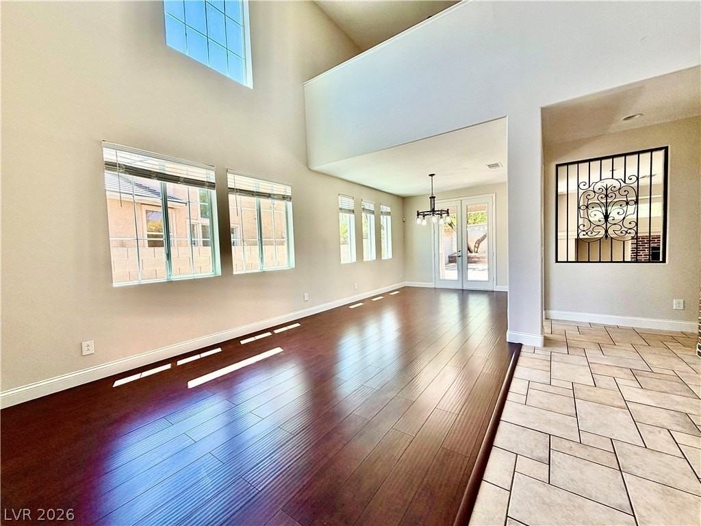 3347 Chesterbrook Ct - Photo 3 of 35