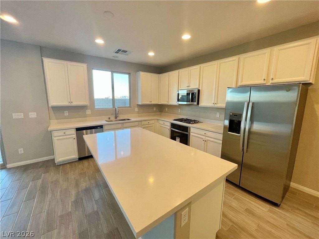 7108 Tilligerry St - Photo 6 of 25