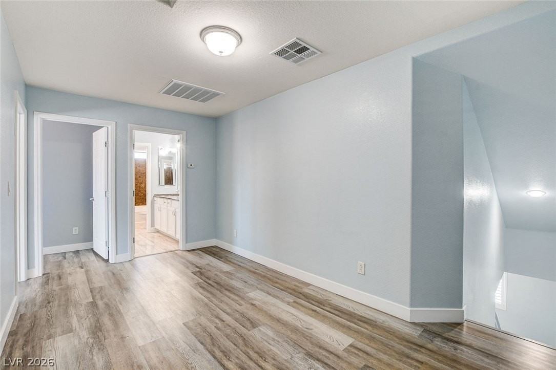 9975 Mills Reef Ct - Photo 6 of 50