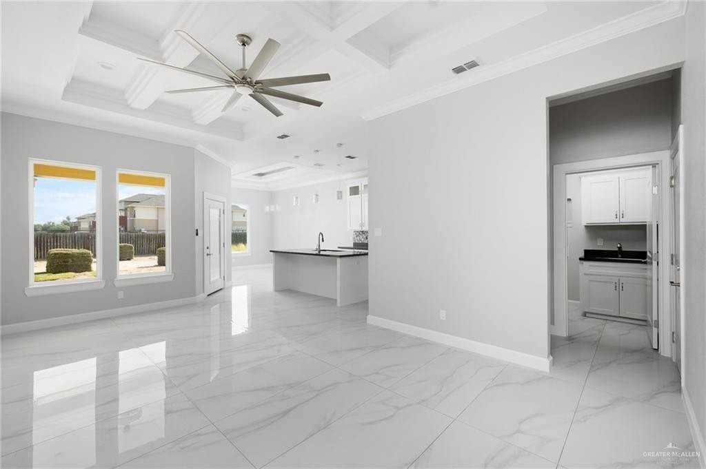 2603 E Imperial Oaks Dr - Photo 3 of 12