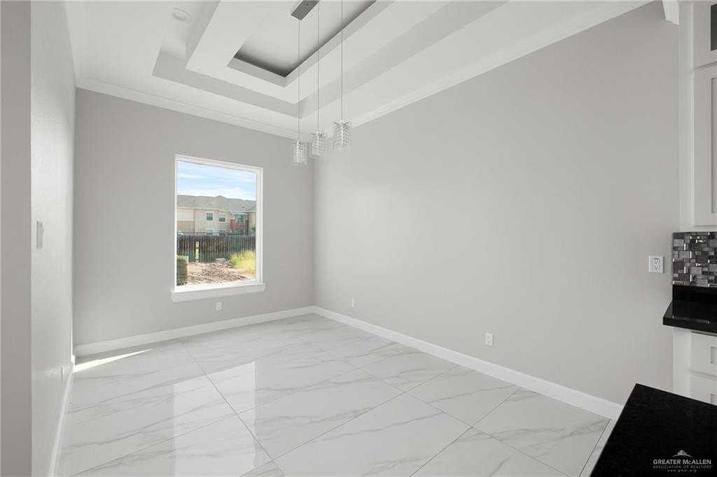 2603 E Imperial Oaks Dr - Photo 5 of 12