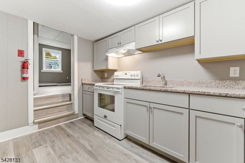 58 Bridge St - Photo 5 of 13