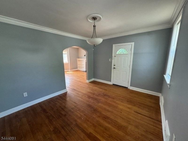 351 Ogden St - Photo 3 of 15