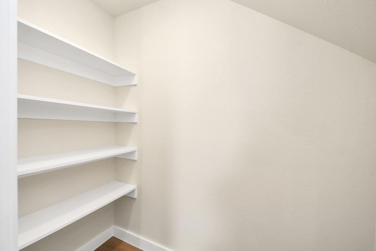 8025 Peachtree Street - Photo 3 of 13