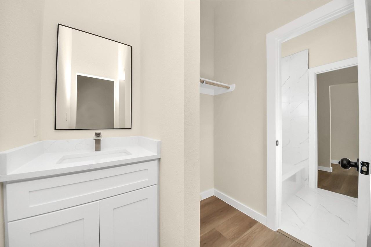 8025 Peachtree Street - Photo 4 of 13
