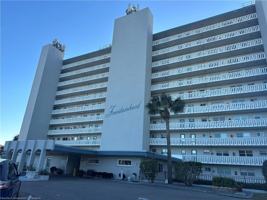 featured image of 2131 Lakeview Dr #1106