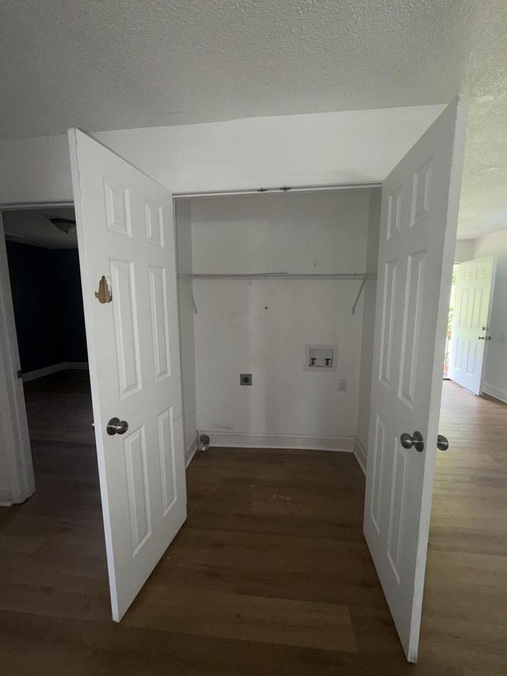 1500 Taft St - Photo 3 of 14