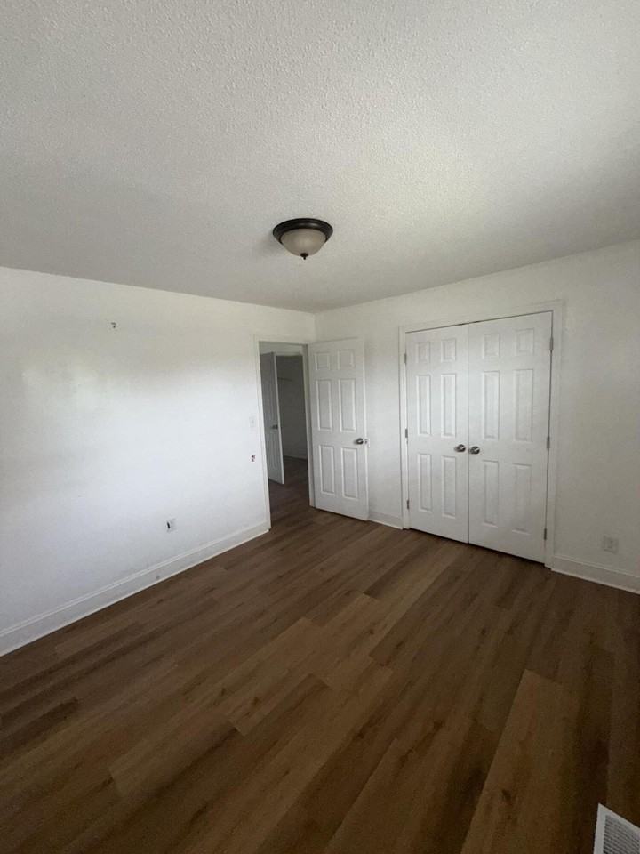 1500 Taft St - Photo 5 of 14