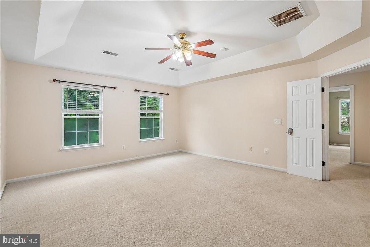 905 Royal Elm Ct - Photo 4 of 50