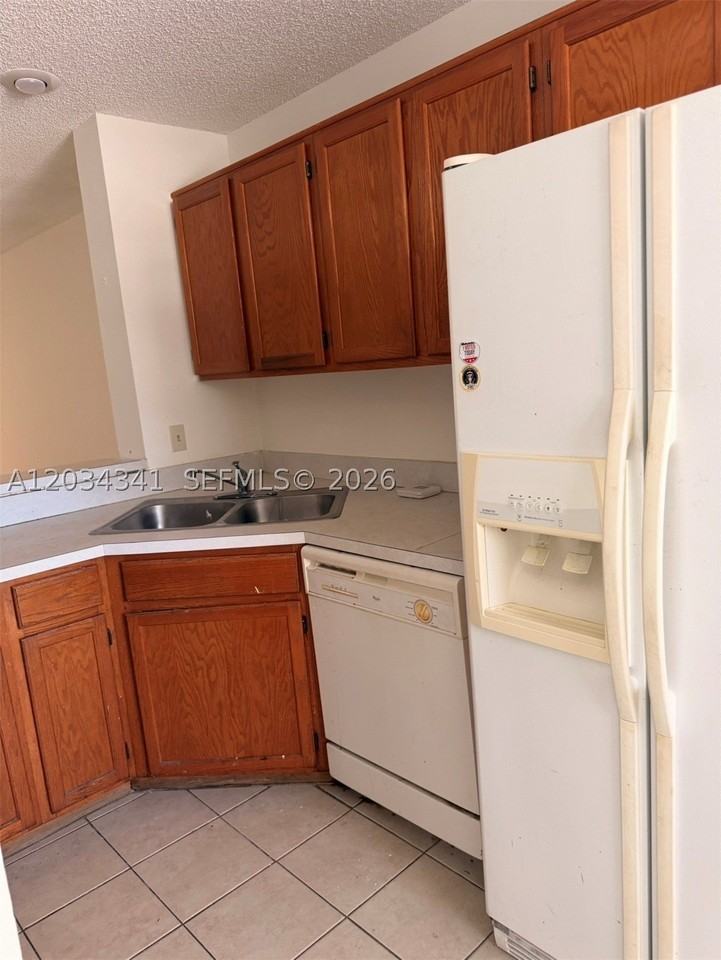 13785 Bottlebrush Court Ct #C - Photo 2 of 8