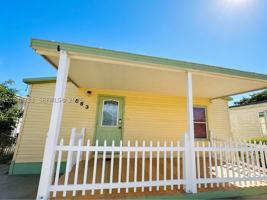 featured image of 19800 Sw 180th Ave #583