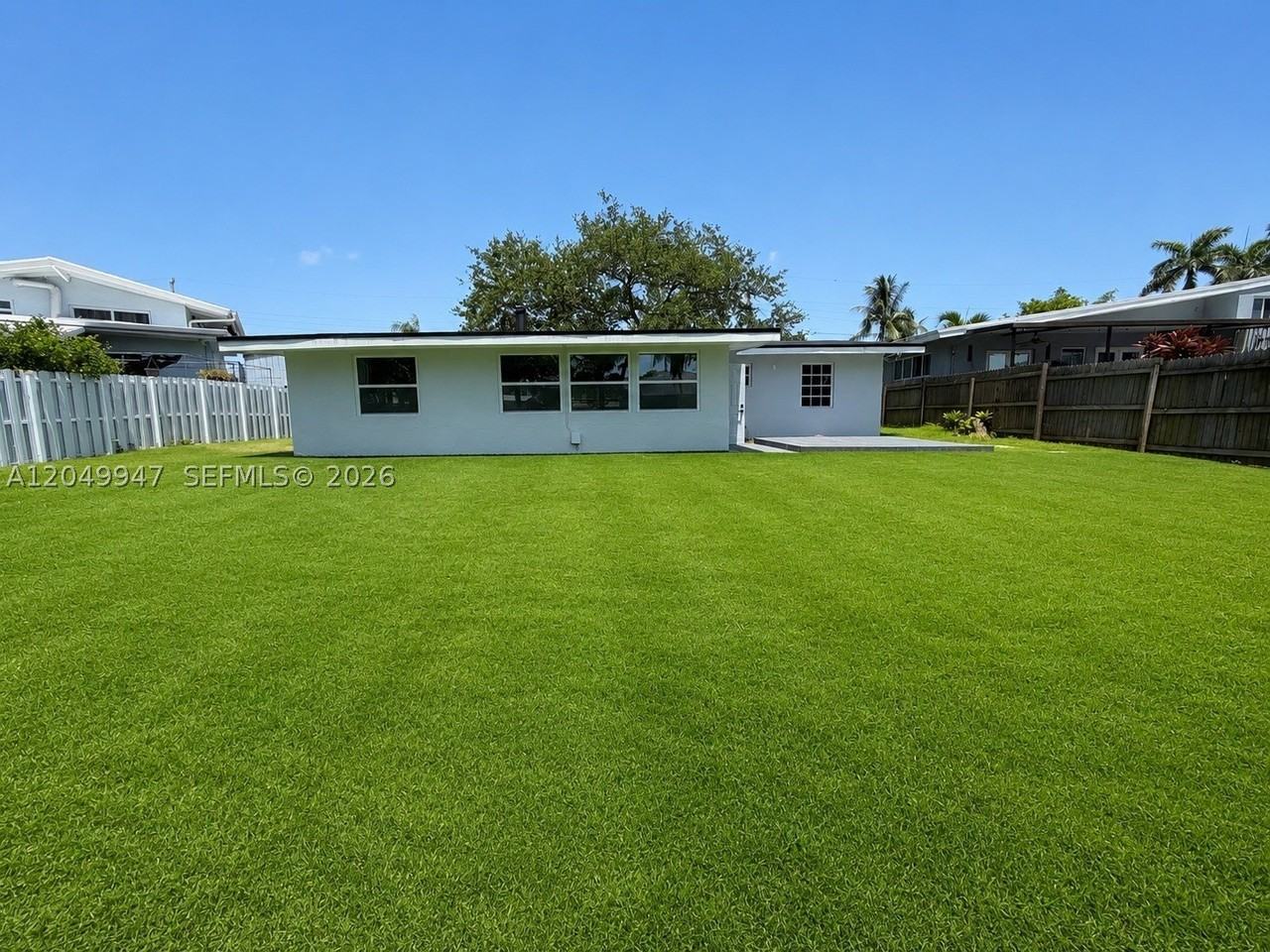 2649 Key Largo Ln - Photo 6 of 26