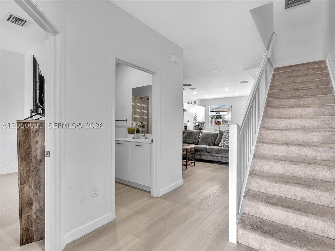 12209 Nw 24th Pl - Photo 5 of 50