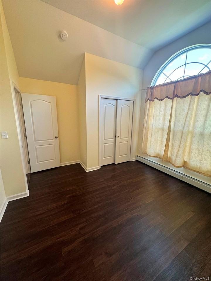 139 N 26th St - Photo 4 of 7