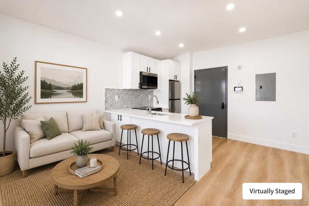 9 Lagrange Ave #3 - Photo 6 of 18