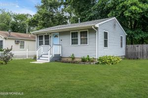 featured image of 65 Lighthouse Dr