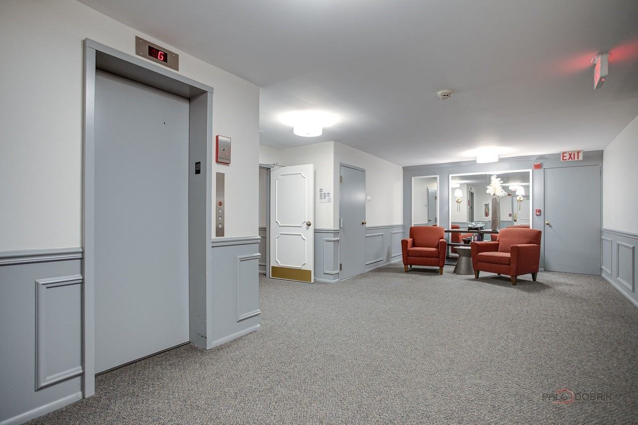 1220 Park Ave W #101 - Photo 5 of 29
