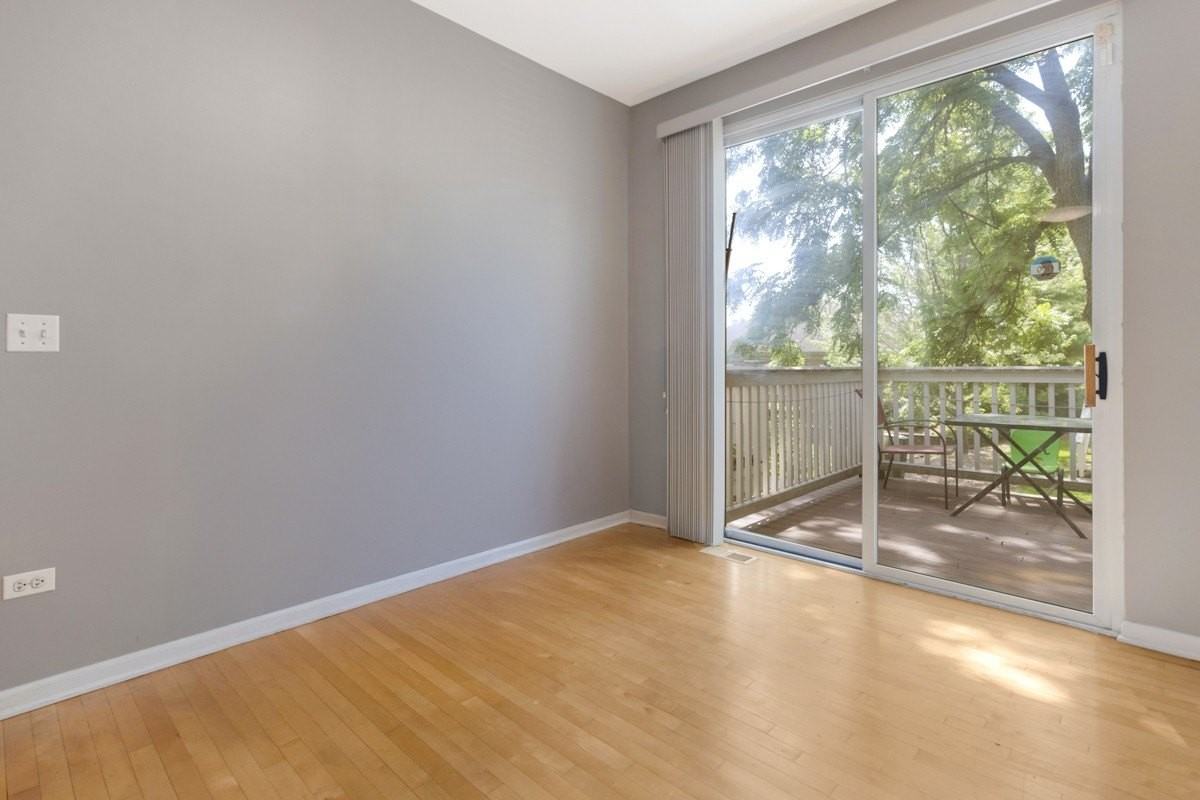 460 Vaughn Cir - Photo 6 of 25