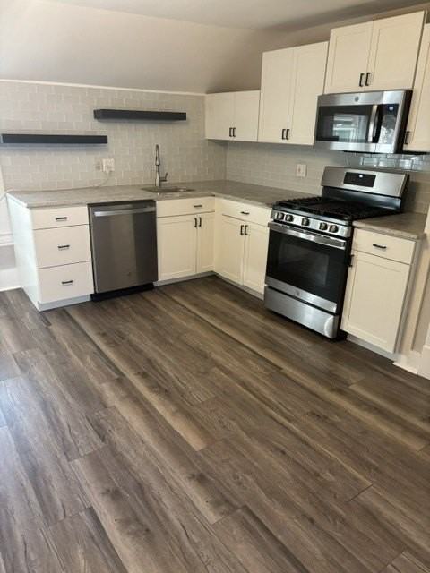 1023 Dean St #A - Photo 2 of 15