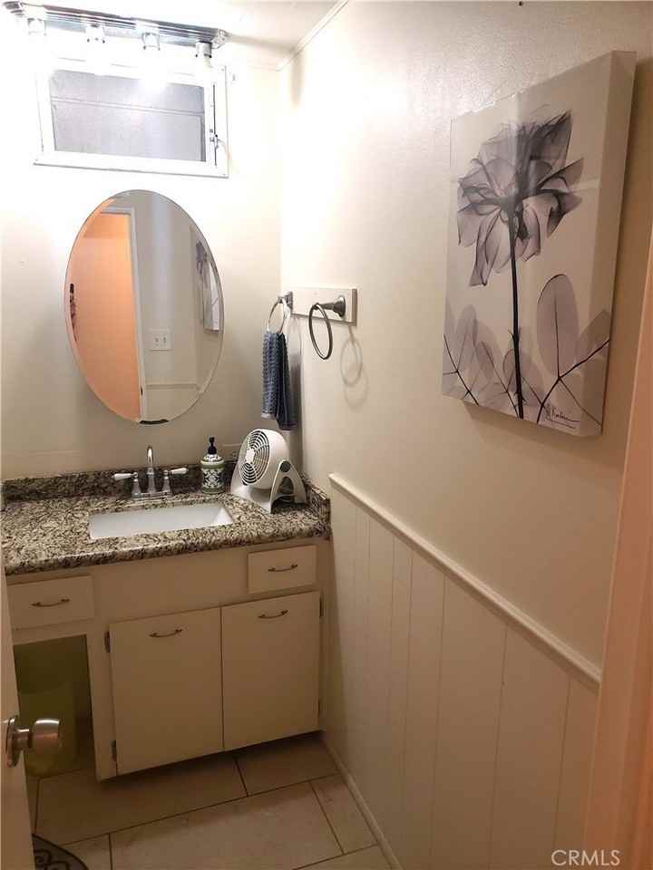 800 S Palm Ave #B - Photo 5 of 9