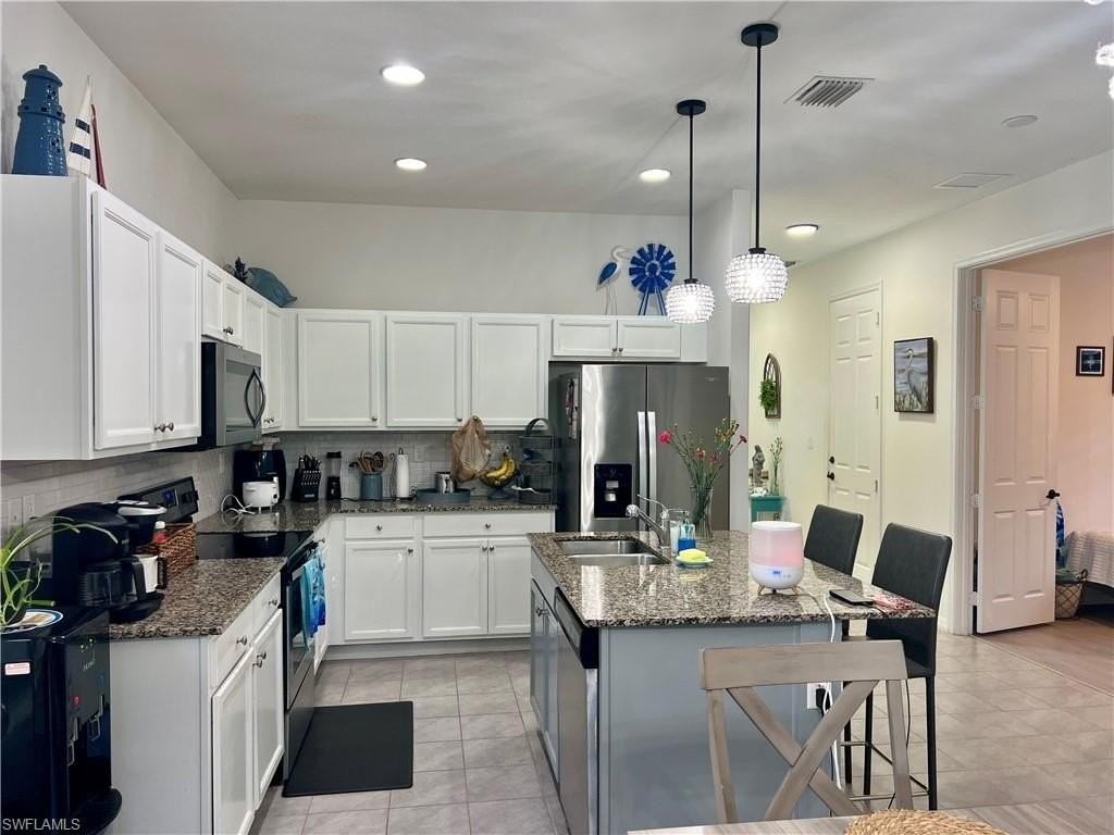 5507 Useppa Dr - Photo 4 of 21