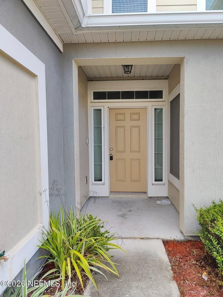 534 Richmond Dr - Photo 2 of 25