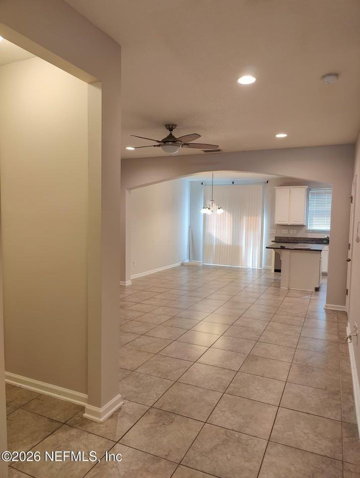 534 Richmond Dr - Photo 3 of 25
