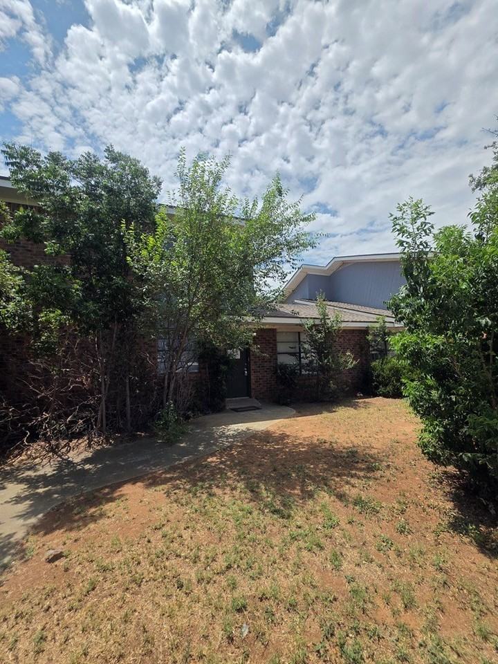 4401 Crockett Ave #A - Photo 2 of 27