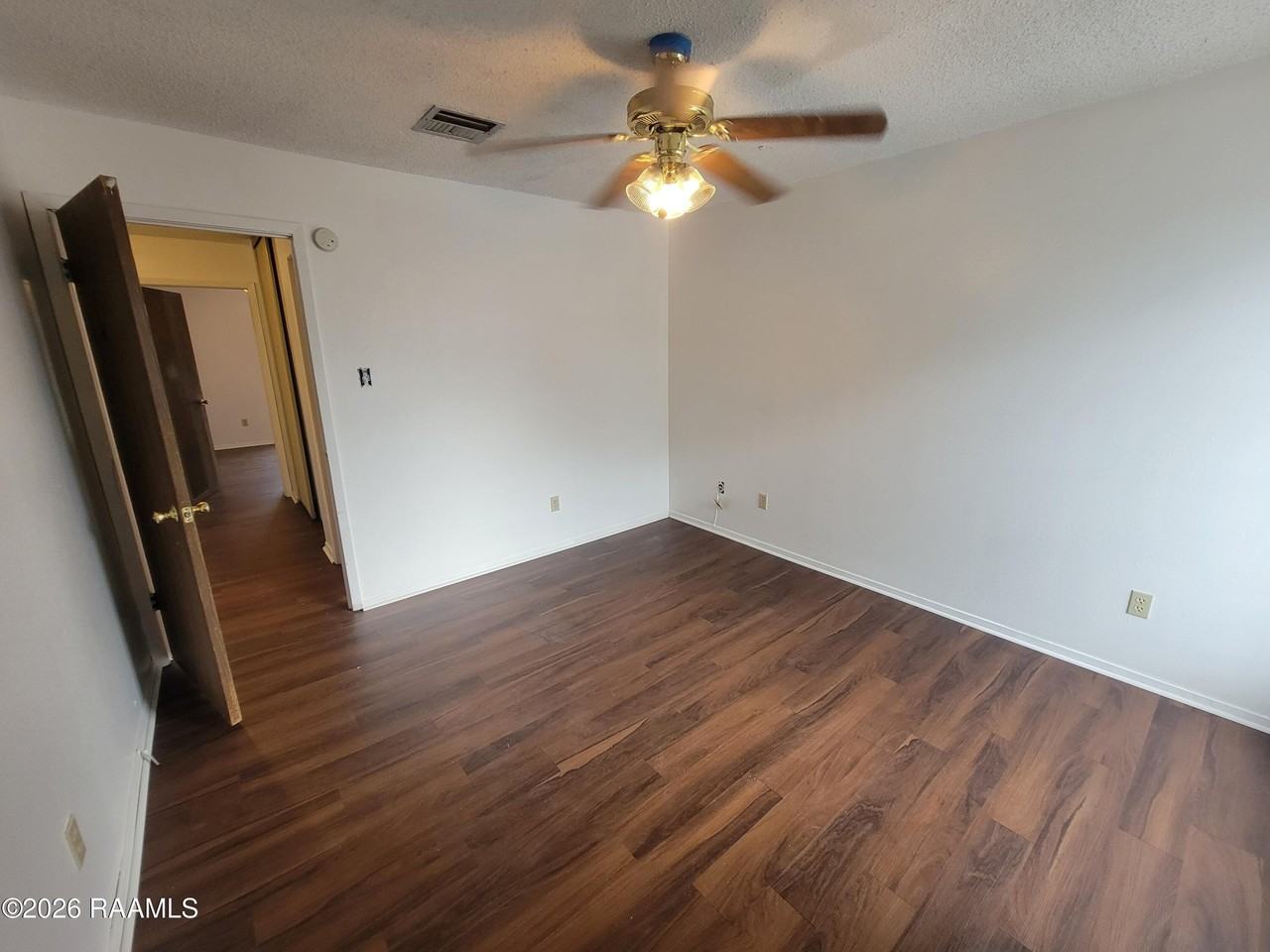 201 High Meadows Blvd #208 - Photo 3 of 7