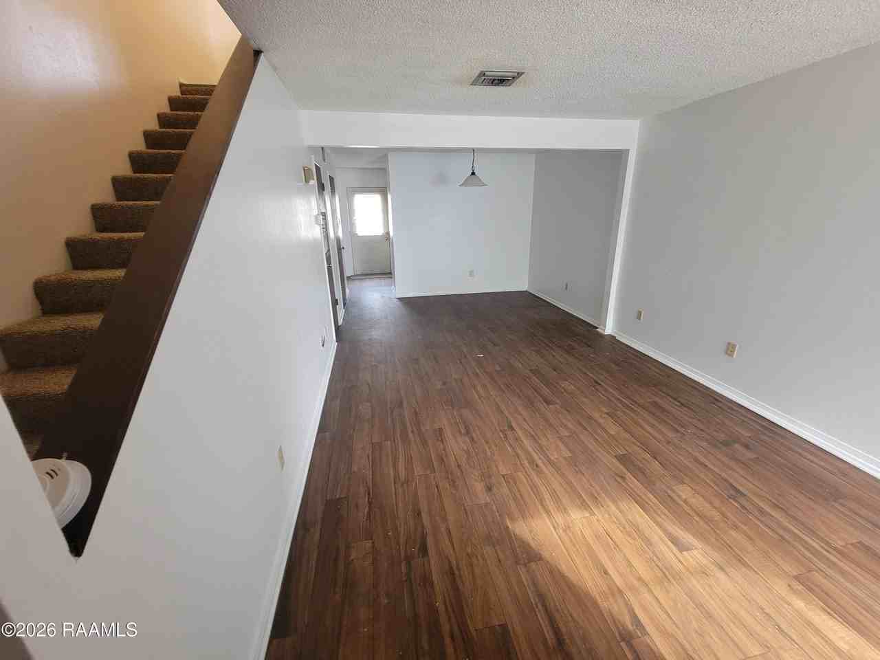 201 High Meadows Blvd #208 - Photo 4 of 7