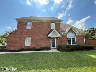 5325 Village Square Ct - Photo 2 of 3