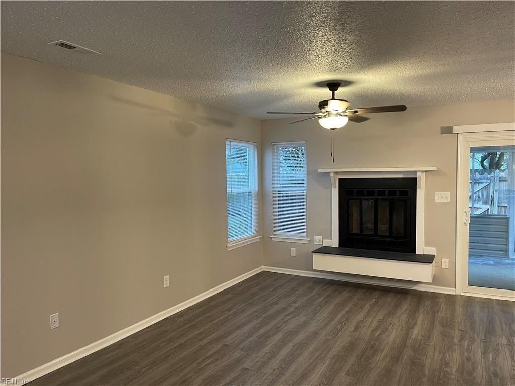 808 Quesnel Dr - Photo 3 of 46