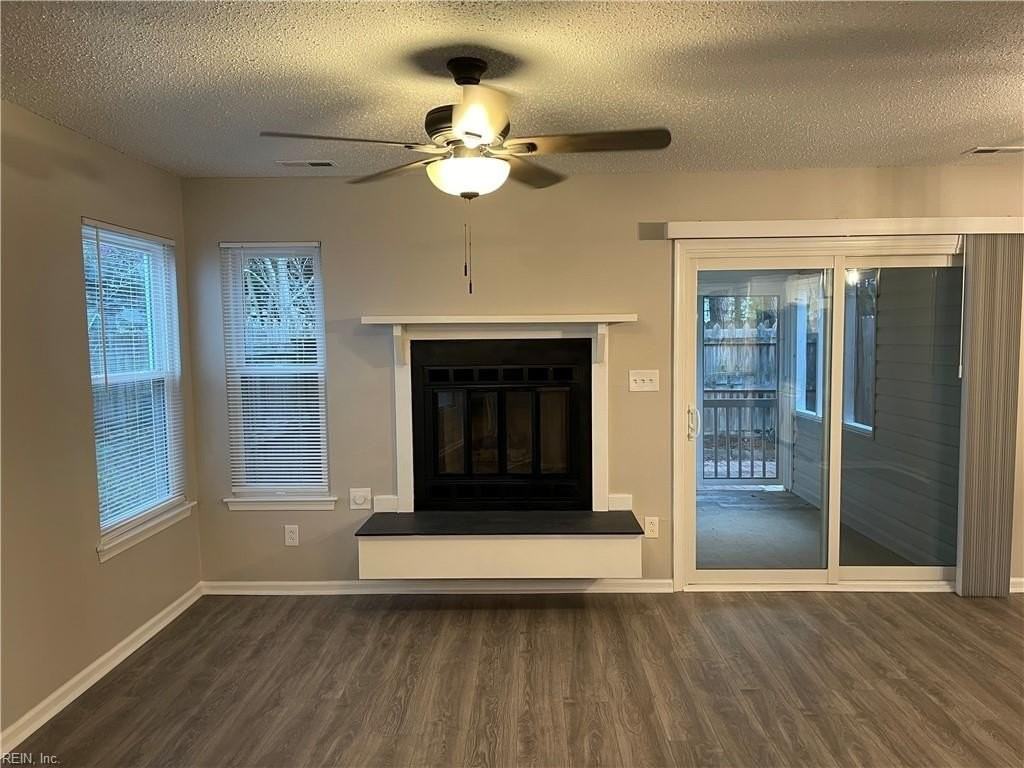 808 Quesnel Dr - Photo 4 of 46