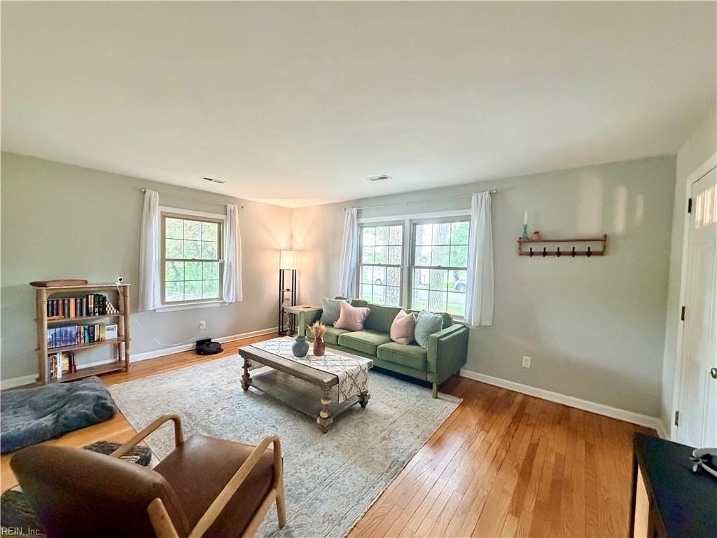 346 W Mcginnis Cir - Photo 5 of 46