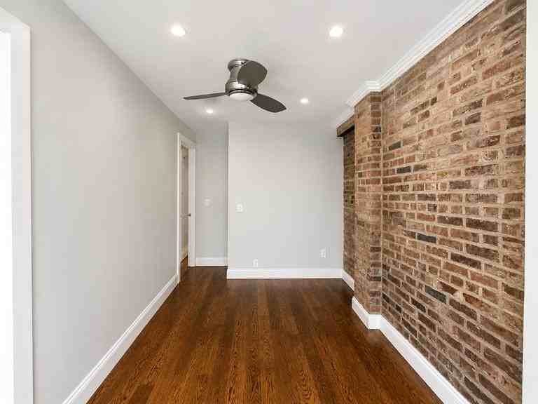 Mulberry St #2F - Photo 6 of 9