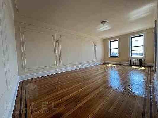 165th St #3CS - Photo 2 of 5