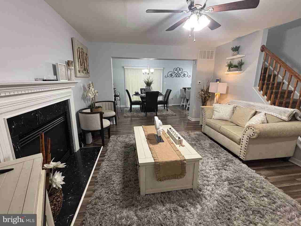 476 W Harvest Ln - Photo 4 of 40