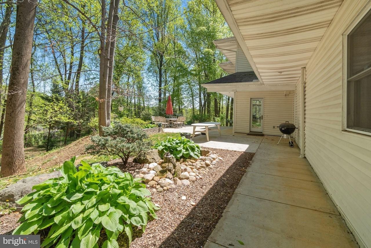 8309 Old Seven Locks Rd - Photo 3 of 16