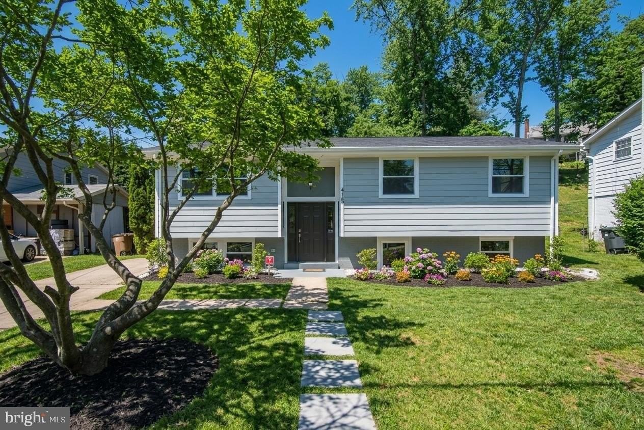 415 Ritchie Pkwy - Photo 2 of 30