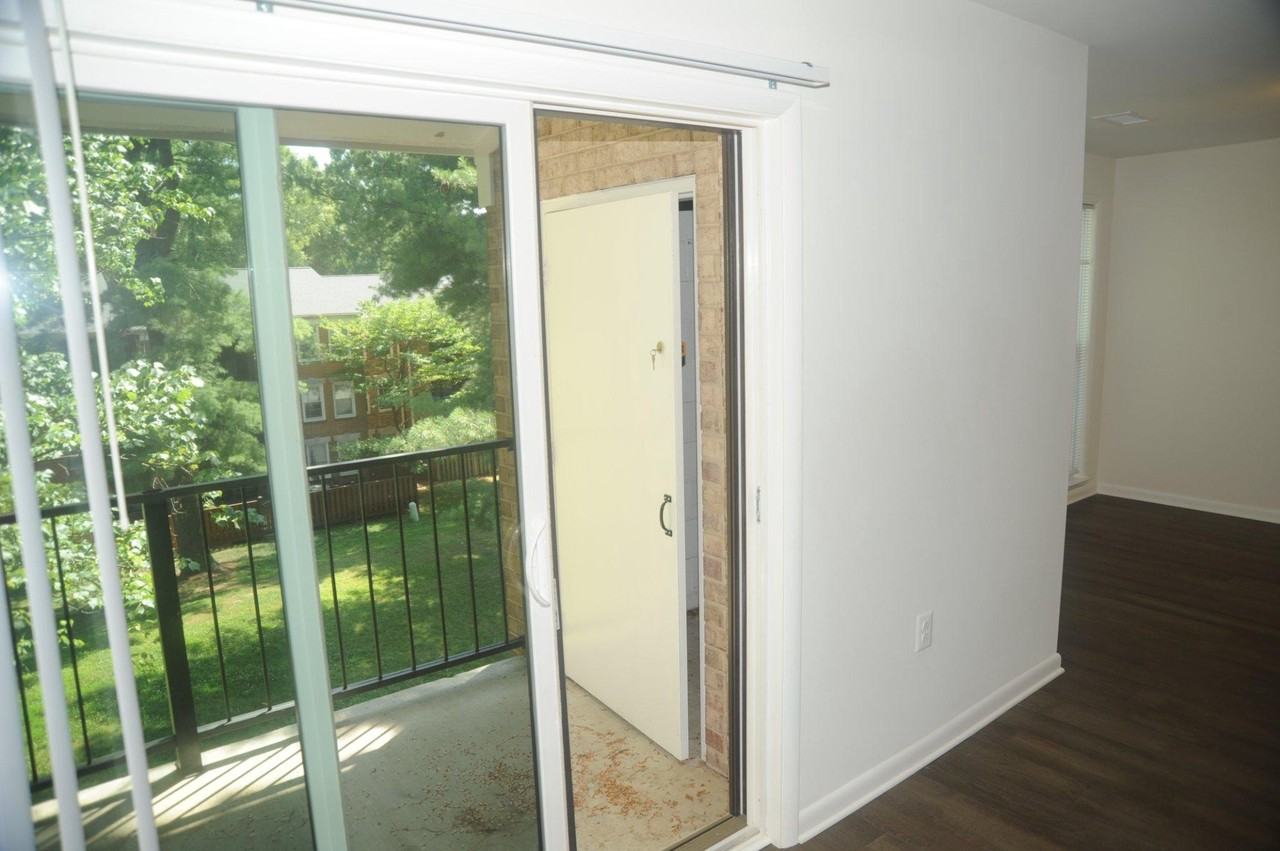 830 Quince Orchard Blvd #202 - Photo 7 of 31