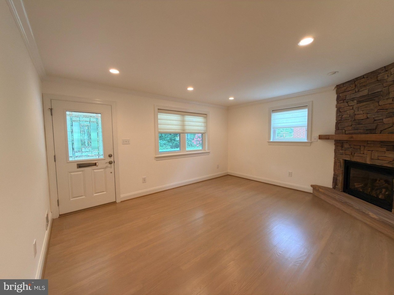 4719 Boiling Brook Pkwy - Photo 4 of 44
