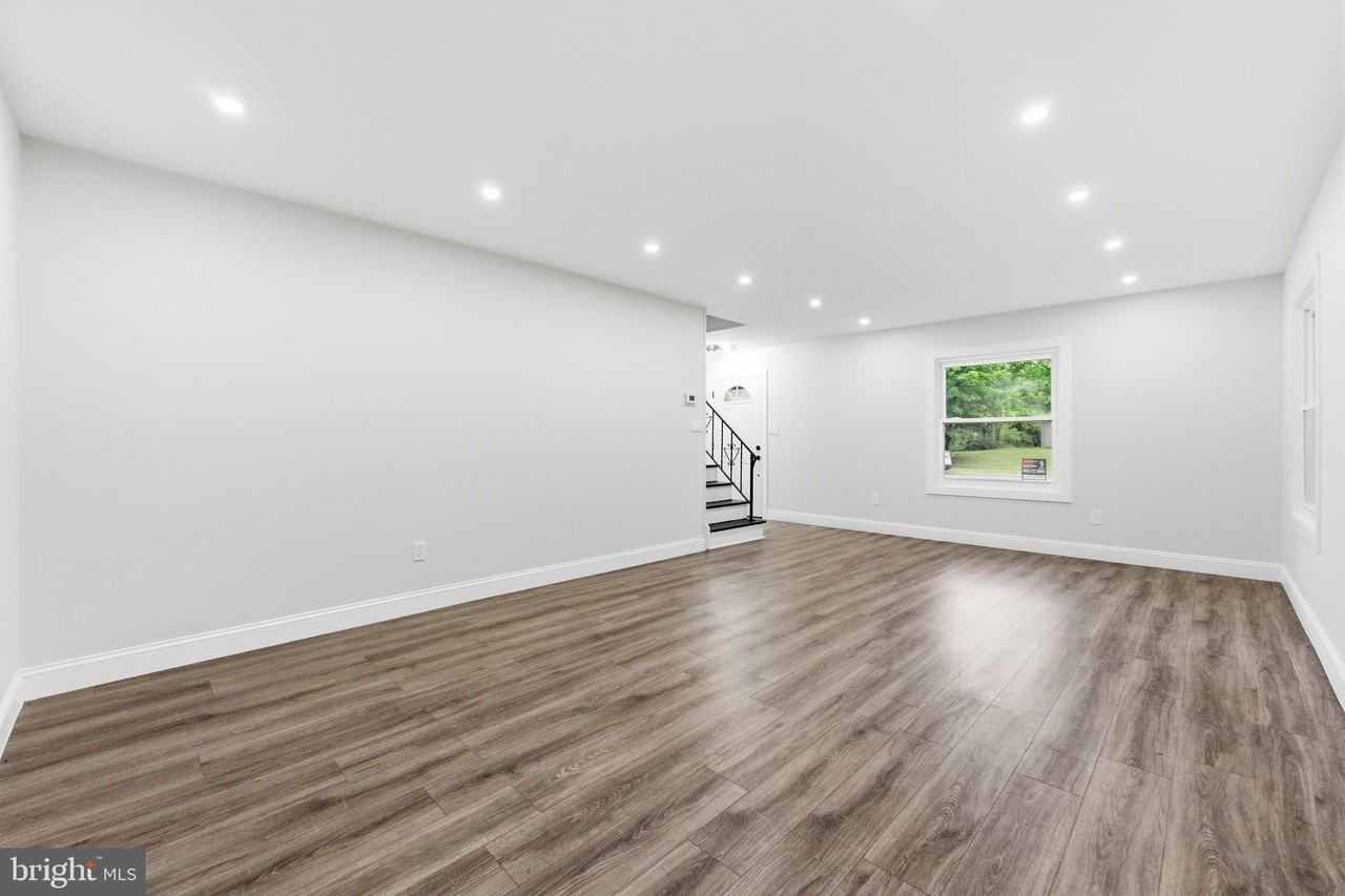 27 Parkside Cir - Photo 4 of 28