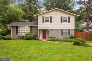featured image of 6901 Murray Ln